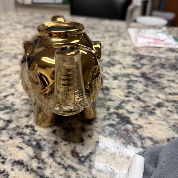 Gold Elephant Teapot - Picture 14 of 15